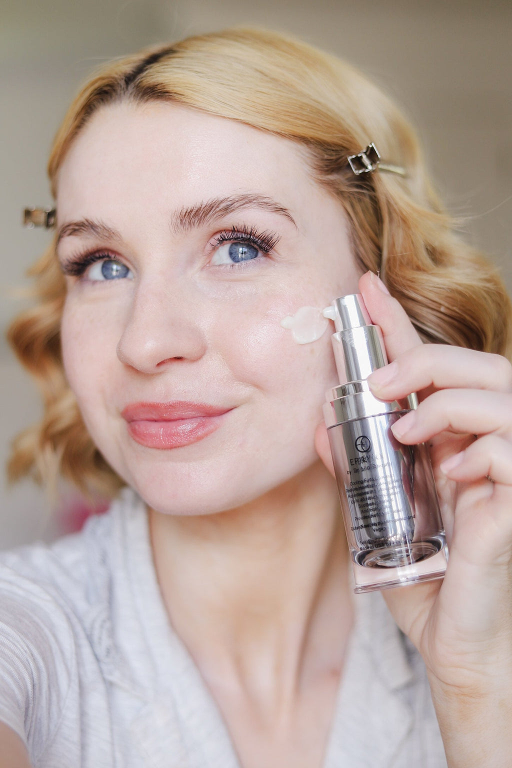 EpiLynx Brightening & Lifting Face Serum — product photo 13